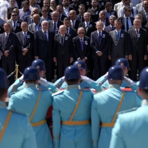 eski saglik bakani halil sivgin icin mecliste cenaze toreni duzenlendi 9MTzj1vI