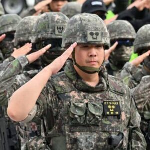 guney kore ordusu dusuk dogum orani nedeniyle yuzde 20 kuculdu INdGgHwT