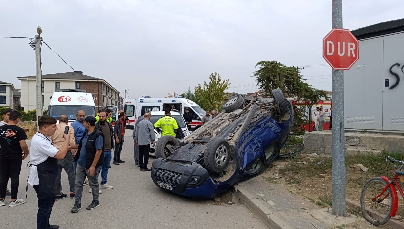 bursada hafif ticari aracla carpisan cip takla atti 3 yarali BdeKdNXD