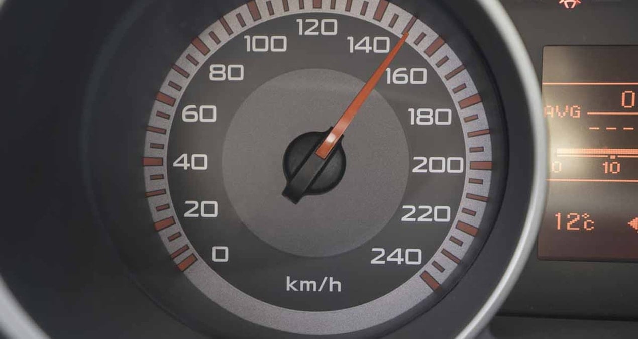 otoyolda 150 km hiza cikmanin getirdigi zaman kazancinin neden anlamsiz oldugu matematiksel formuluyle aciklandi M1FgDuPl