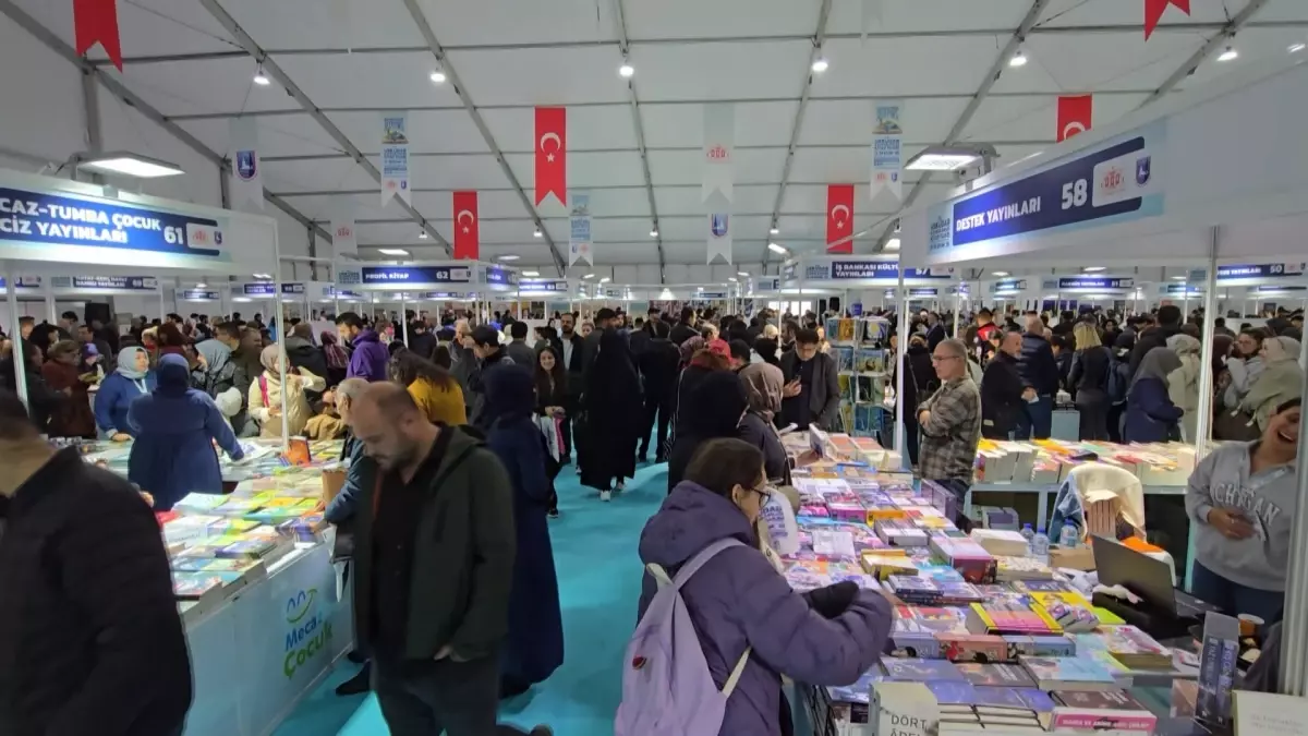 uskudar kitap fuarinda kitap okuma aliskanligina vurgu e5Vt3lWd